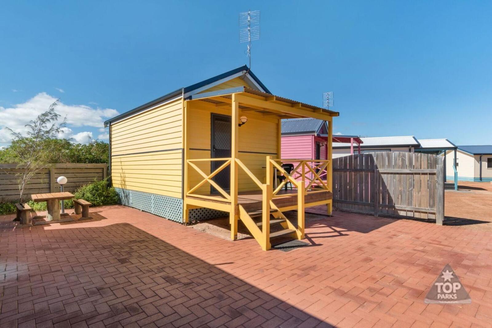 Dongara Tourist Park Hotel Port Denison Exterior photo